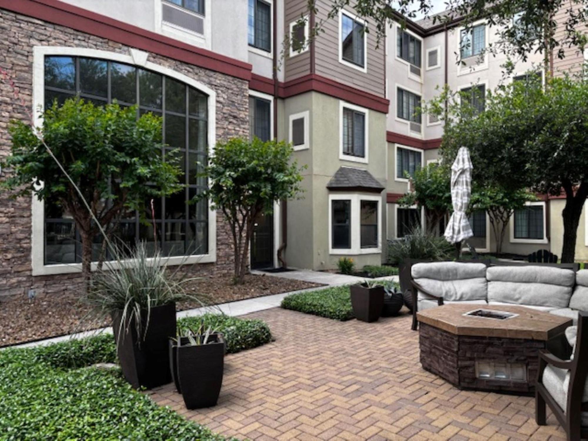 Staybridge Suites Houston West - Energy Corridor By Ihg Ngoại thất bức ảnh