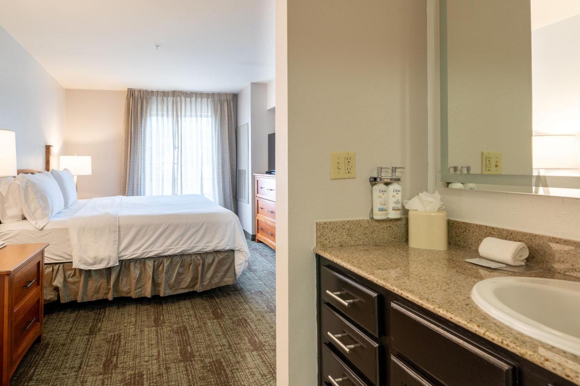 Staybridge Suites Houston West - Energy Corridor By Ihg Ngoại thất bức ảnh